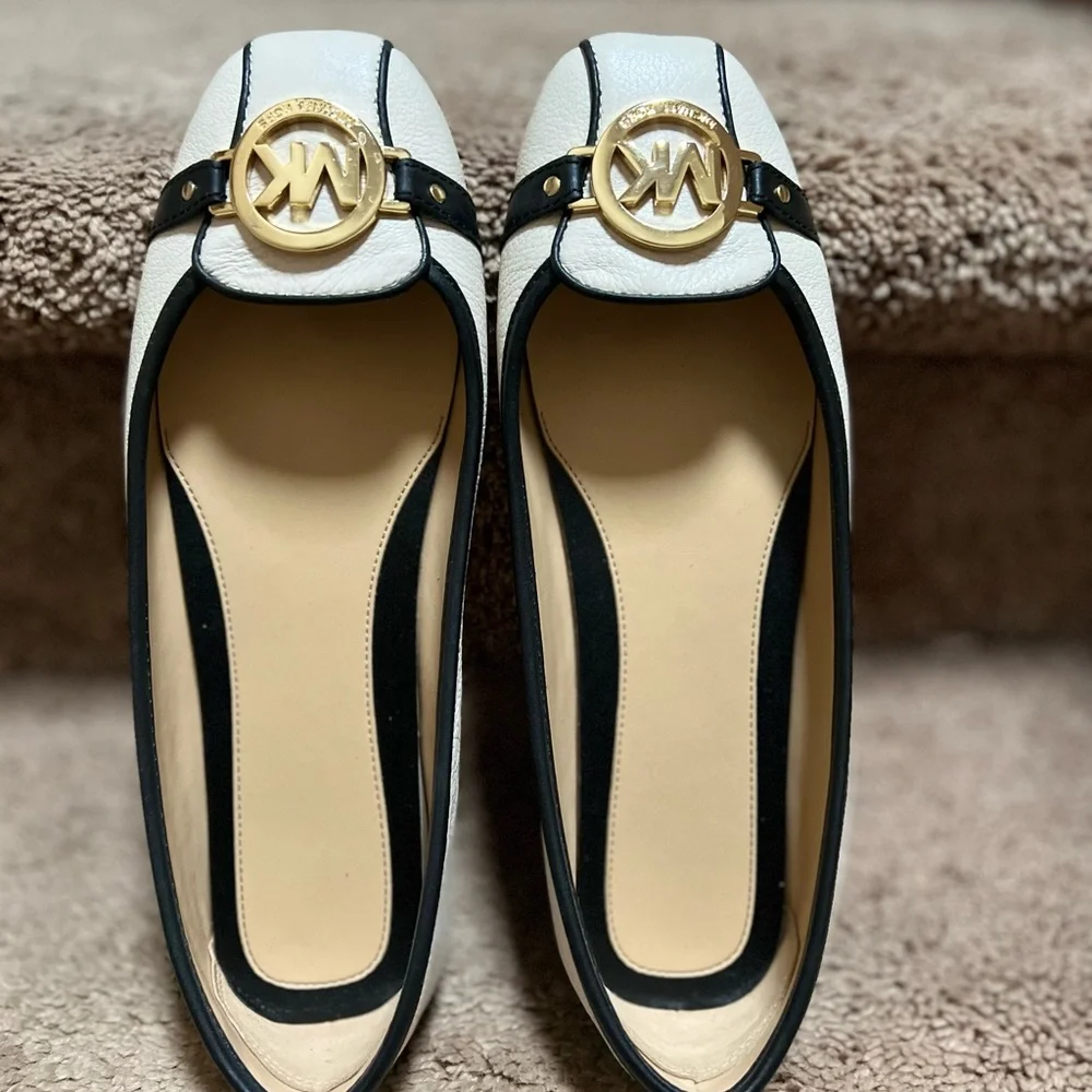 Michael Kors Fulton Moccasin Size 10 White/Black In Box